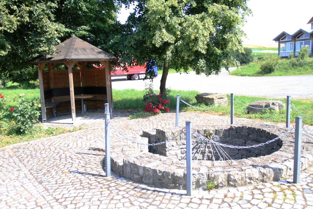 Landgasthof Frankentor Wasserlosen Exterior foto